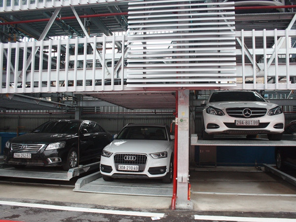 Giàn thép đỗ xe tại Hà Nội: Chỉ 2 phút cho một lần lấy hoặc gửi ôtô ảnh 1