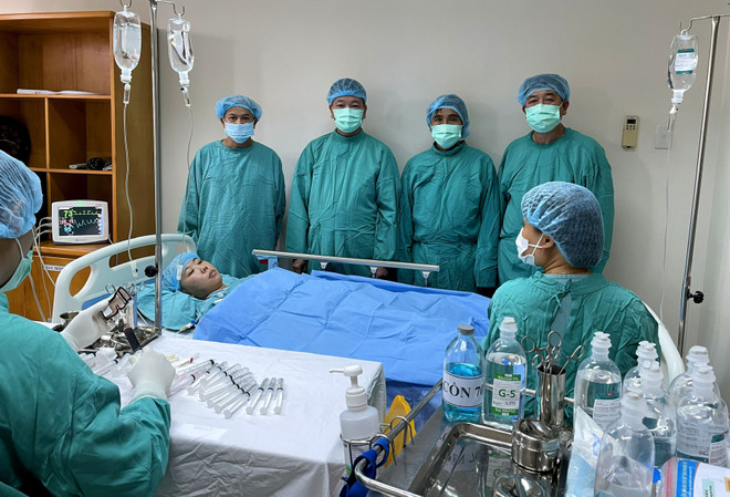 Ghép tế bào gốc tạo máu tự thân thành công cho bệnh nhân có u ác tính ảnh 2