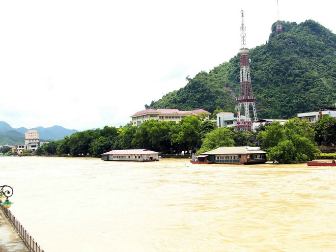 [Photo] Mưa lớn gây ngập úng nhiều điểm ở thành phố Hà Giang ảnh 2