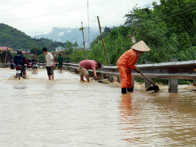 [Photo] Mưa lớn gây ngập úng nhiều điểm ở thành phố Hà Giang ảnh 7