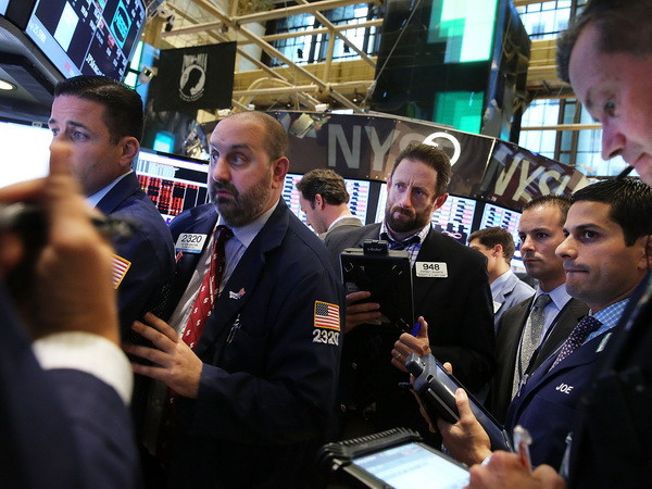 Trước mùa công bố lợi nhuận quý Ba 2014: Phố Wall lao dốc ảnh 1