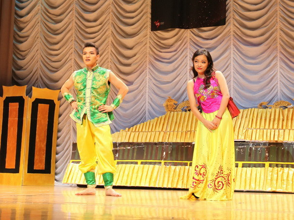 Đêm nghệ thuật của sinh viên Việt ở Anh gây ấn tượng ảnh 3