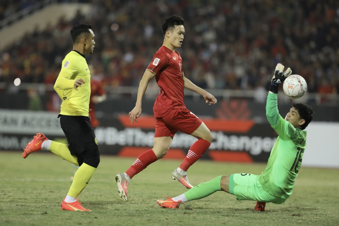 Đặng Văn Lâm làm nên điều phi thường tại giải AFF Cup 2022 ảnh 2