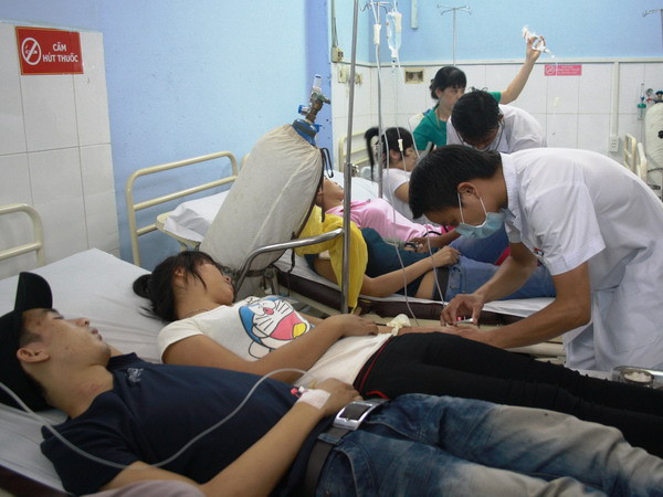 Chủ động phòng chống ngộ độc thực phẩm sau Tết ảnh 1