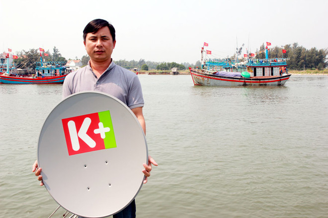 Quỹ “Khí phách Việt” tặng đầu thu K+ cho ngư dân huyện đảo Lý Sơn ảnh 4