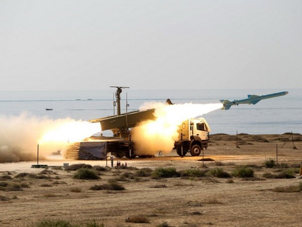 Mỹ theo dõi tin Iran thử tên lửa, dọa "giáng trả thích đáng" ảnh 1