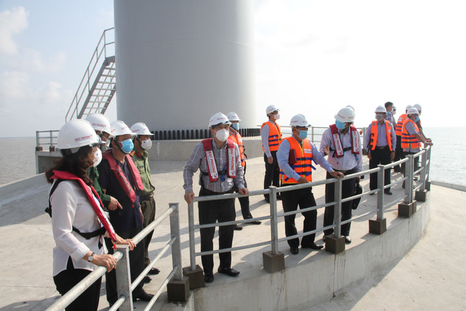 Bạc Liêu: Tìm giải pháp gỡ khó cho các dự án đầu tư điện gió ảnh 2