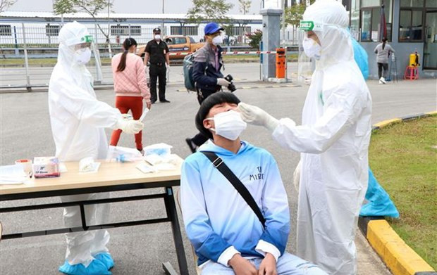 Đồng Nai xét nghiệm SARS-CoV-2 cho thanh niên nhập ngũ, nhân viên y tế ảnh 1
