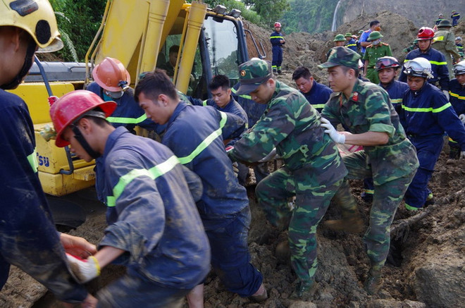 Hòa Bình nỗ lực khắc phục hậu quả mưa lũ, ổn định đời sống người dân ảnh 1
