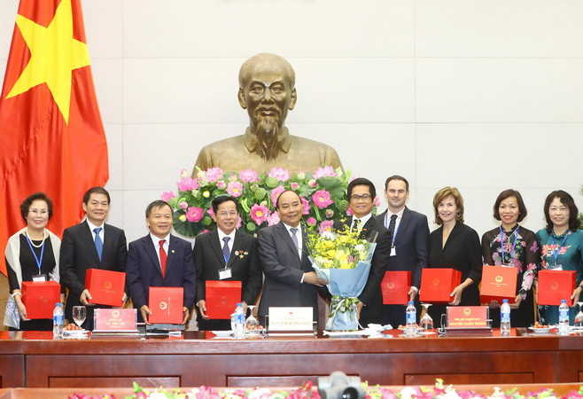 Chính phủ sẽ hỗ trợ nâng cao sức cạnh tranh của doanh nghiệp ảnh 1