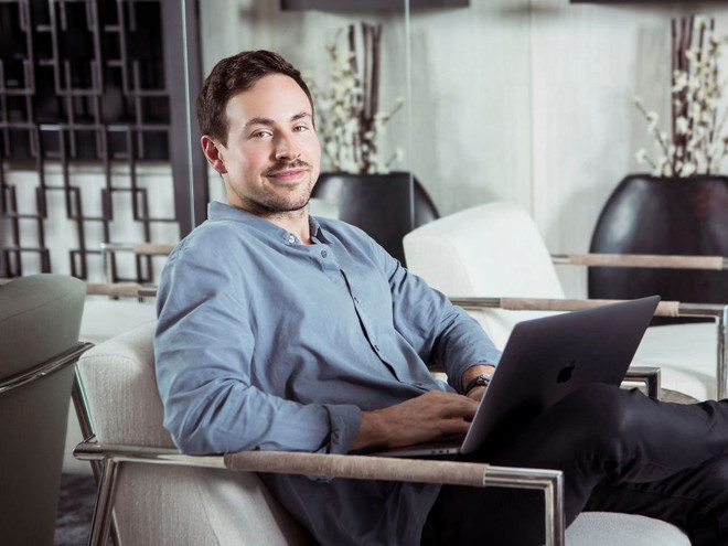 GameStop quyết định sa thải CEO, bổ nhiệm chủ tịch điều hành mới ảnh 1