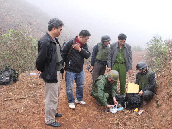 Sơn La phá vụ vận chuyển 40 bánh heroin từ Lào vào Việt Nam ảnh 1
