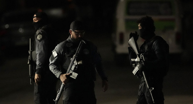 Brazil: Đấu súng với cảnh sát, 6 đối tượng buôn ma túy bị tiêu diệt ảnh 1