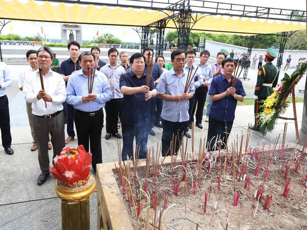 Nhiều hoạt động tri ân kỷ niệm 70 năm ngày thương binh liệt sỹ ảnh 1