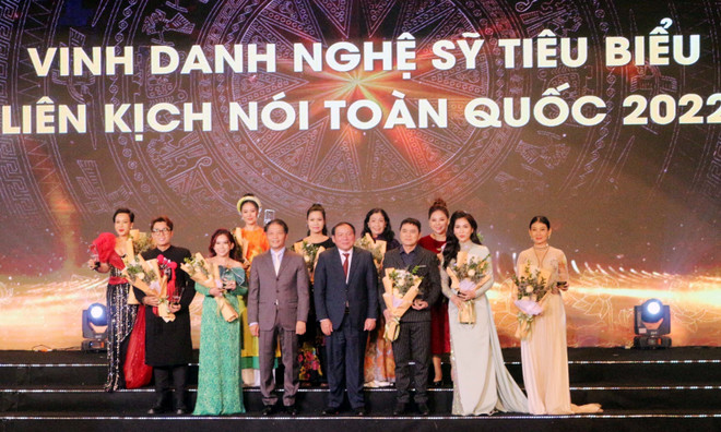 Vinh danh 63 nghệ sỹ tiêu biểu của ngành nghệ thuật biểu diễn ảnh 1