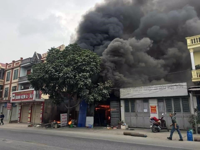 Hải Phòng: Đốt rác, lửa lan thiêu rụi hoàn toàn một căn nhà ảnh 1