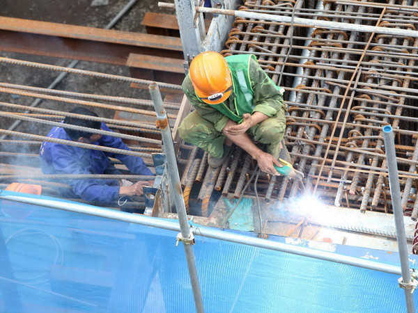 Bộ Xây dựng yêu cầu đảm bảo an toàn trong lắp đặt bồn, bể nước ảnh 1