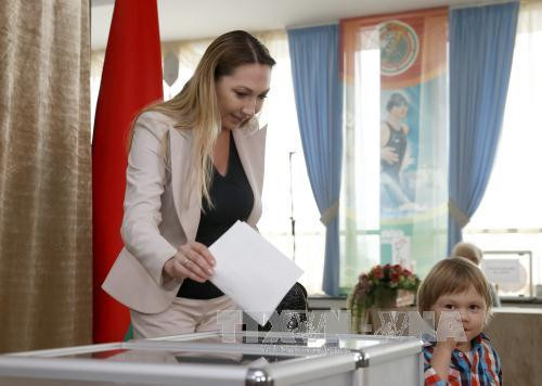 Bầu cử quốc hội Belarus: Phe đối lập lần đầu tiên giành ghế sau 20 năm ảnh 1