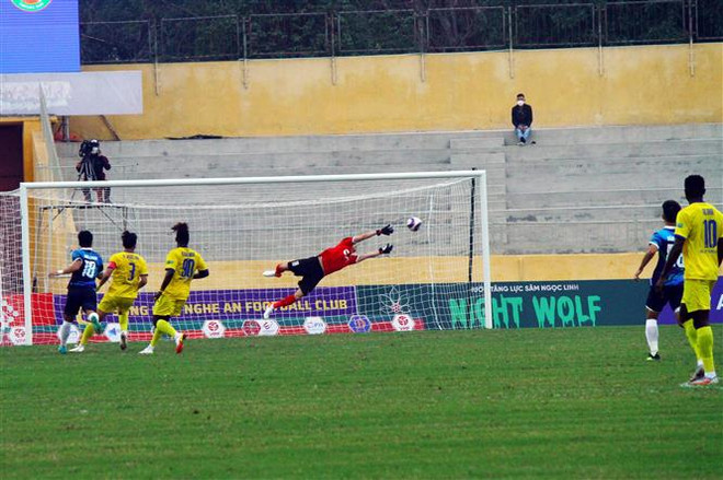 Sông Lam Nghệ An thua Topenland Bình Định trên sân nhà với tỷ số 1 - 2 ảnh 1