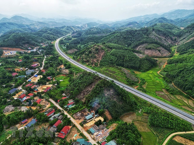 Kết nối các tuyến đường bộ cao tốc, phát huy tối đa hiệu quả đầu tư ảnh 1