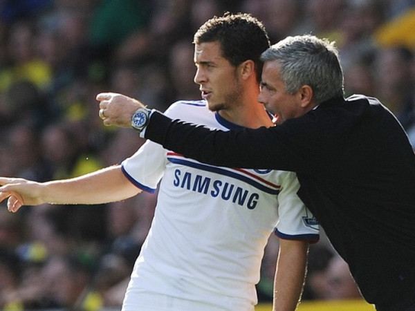 Dư âm: Mourinho phạt Hazard, Wenger nổ tưng bừng ảnh 1