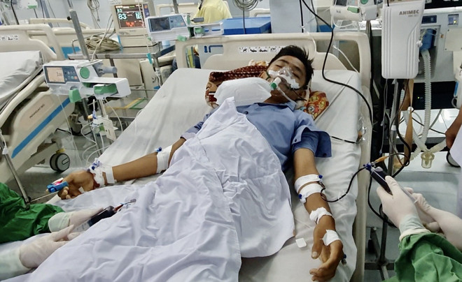 An Giang: Cứu sống một thiếu niên ngộ độc thuốc diệt cỏ nặng ảnh 1