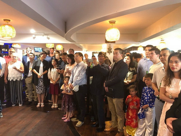 Phê chuẩn đề nghị bổ nhiệm hai đại sứ Việt Nam nhiệm kỳ 2018-2021 ảnh 1