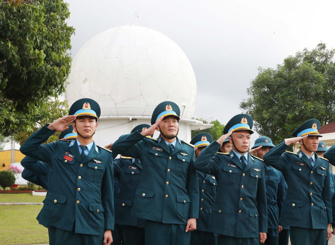 Trạm rada 22 - “Mắt thần” canh trời, giữ biển cho mùa Xuân đất nước ảnh 3