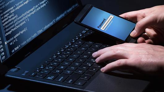 Mỹ tiến hành chiến tranh mạng chặn kế hoạch truyền thông của IS ảnh 1