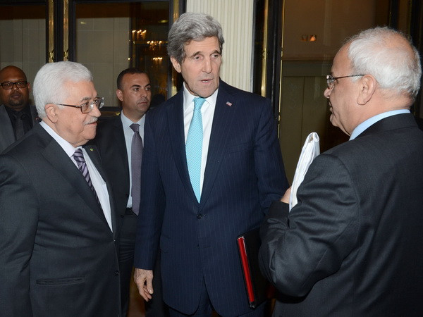 Trưởng đoàn đàm phán Palestine chỉ trích Tổng thống Abbas ảnh 1