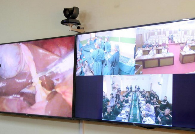 Quân đội Việt Nam giúp Lào nâng cao chất lượng khám chữa bệnh từ xa ảnh 2