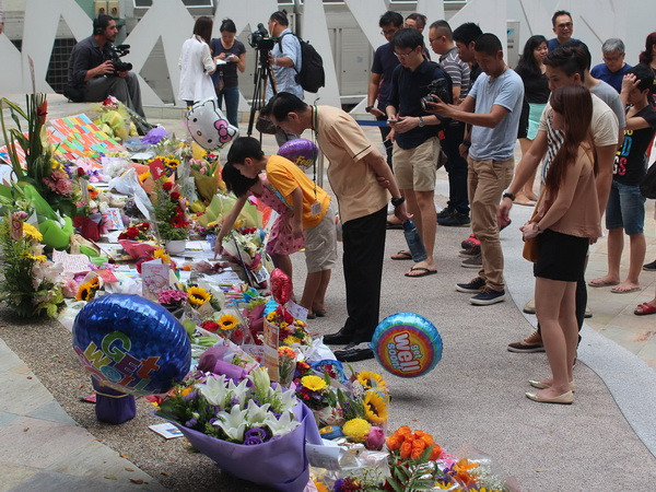 Thủ tướng Singapore Lý Hiển Long bất ngờ vào viện thăm cha ảnh 1