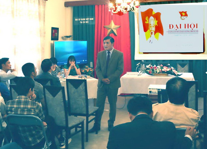 Sinh viên Việt Nam tại Séc tiên phong trong tuyên truyền biển đảo ảnh 1