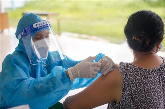 Bến Tre nỗ lực giảm ca chuyển nặng, tử vong do COVID-19 ảnh 1