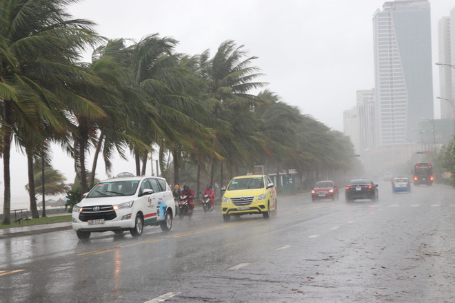 Các tỉnh từ Thừa Thiên-Huế đến Bình Định tiếp tục có mưa to sau bão ảnh 1