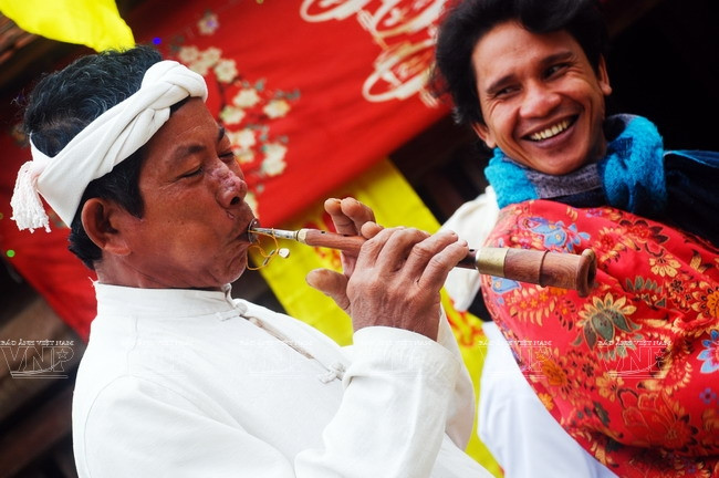 [Photo] Lễ hội đạp lửa đầu năm của người Chăm ở Ninh Thuận ảnh 7