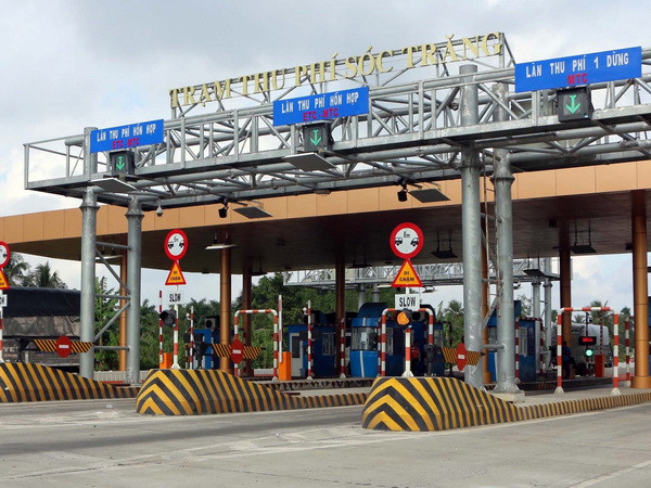 Giao thông tại các trạm thu phí cơ bản thông suốt trong dịp Tết ảnh 1