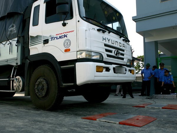 Tình trạng xe quá khổ, quá tải trên quốc lộ 18 giảm mạnh ảnh 1