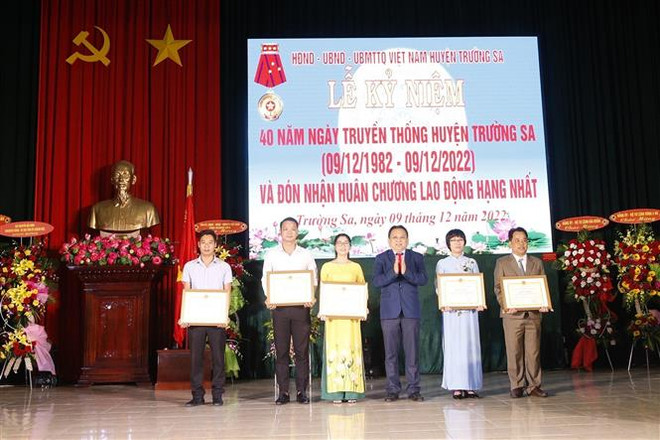 Khánh Hòa: Kỷ niệm 40 năm Ngày truyền thống huyện đảo Trường Sa ảnh 2