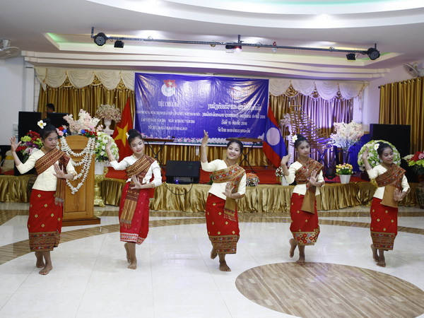 Tăng cường quan hệ hữu nghị truyền thống, đoàn kết đặc biệt Việt-Lào ảnh 1
