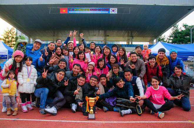 Sôi động giải bóng đá của sinh viên Việt Nam tại Hàn Quốc ảnh 1