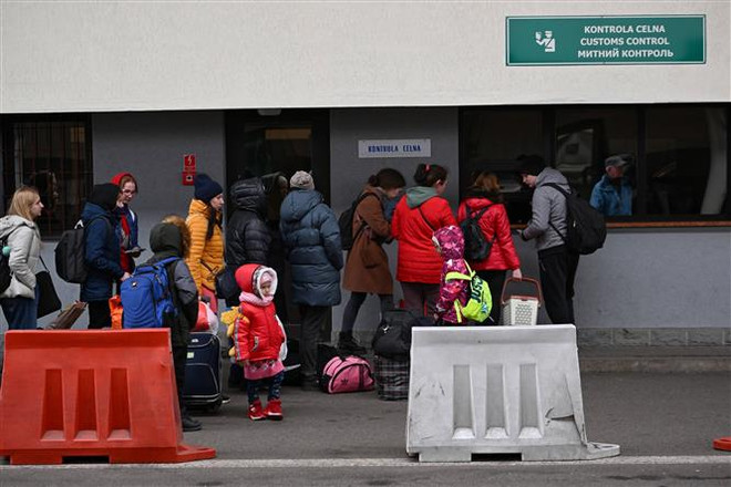 Nga và Ukraine thông báo về việc mở các hành lang nhân đạo ảnh 1