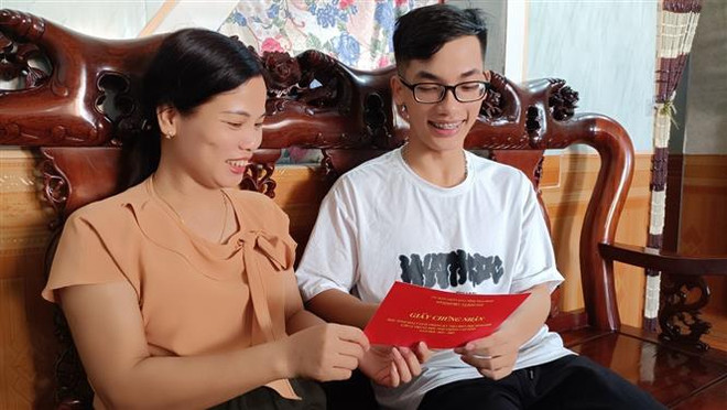 Bùi Đức Anh - Thủ khoa khối B toàn quốc và ước mơ trở thành bác sỹ ảnh 2