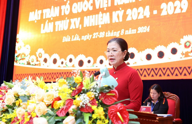 Phó Chủ tịch Ủy ban Trung ương MTTQ Việt Nam Trương Thị Ngọc Ánh phát biểu tại Đại hội. (Ảnh: Hoài Thu/TTXVN) ttxvn dai_hoi_dai_bieu_mttq_viet_nam_tinh_dak_lak_lan_thu_xv_nhiem_ky_2024_-_2029-4.jpg