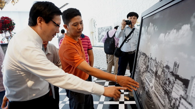 Triển lãm ảnh đen trắng Chào Sài Gòn của Nguyễn Thanh Tùng ảnh 1