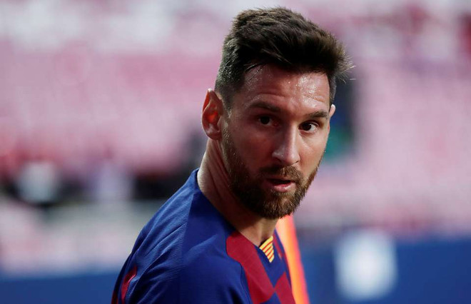 Lionel Messi đã nói gì khi quyết định ở lại Barcelona thêm 1 năm? ảnh 1