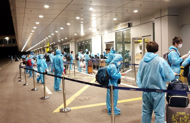 Đưa gần 350 công dân Việt Nam từ Australia và New Zealand về nước ảnh 1