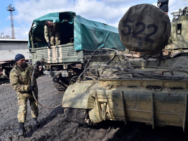 60% người Ukraine sẵn sàng từ bỏ Donbass để kết thúc chiến tranh ảnh 1