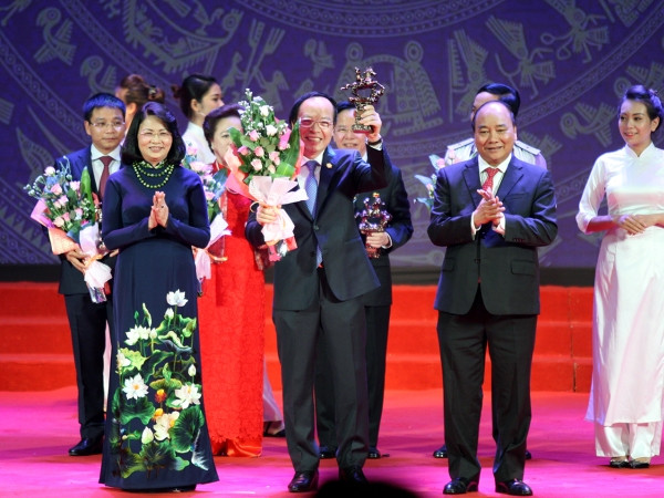 Doanh nghiệp là bộ phận quan trọng tạo ra sự thịnh vượng của quốc gia ảnh 1