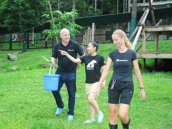 Ca sỹ Thu Minh lên tiếng bảo vệ hai loài gấu quý hiếm ảnh 3